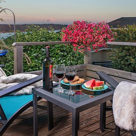 Three Tree Point Bed And Breakfast Burien Экстерьер фото