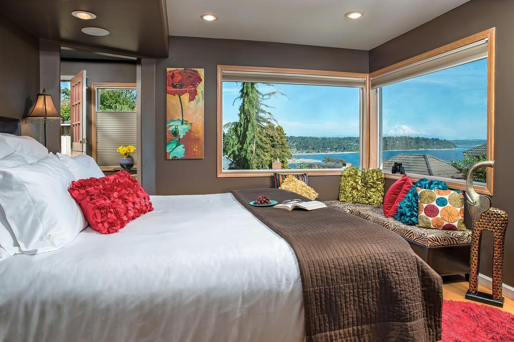 Three Tree Point Bed And Breakfast Burien Экстерьер фото